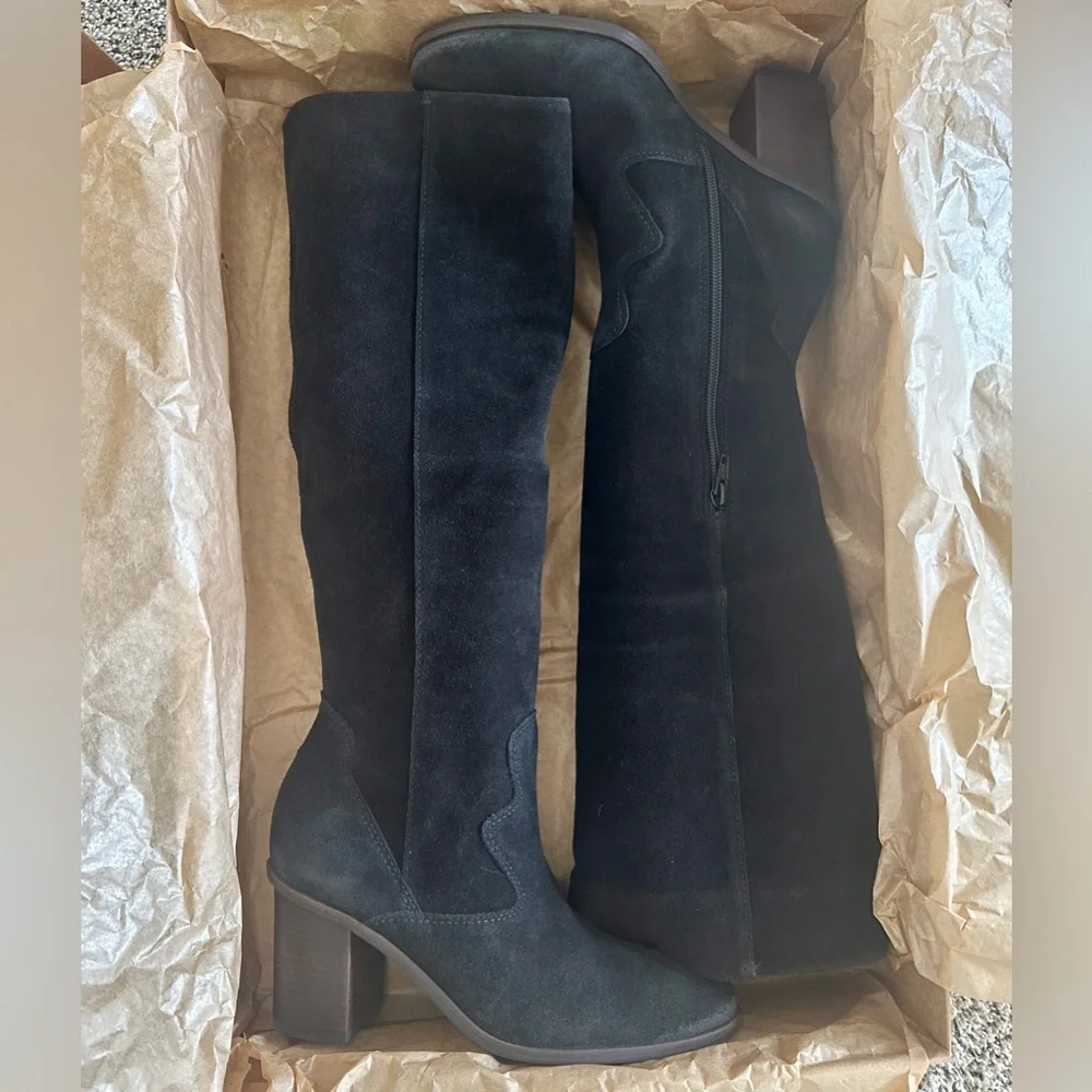 Lucky Brand new box